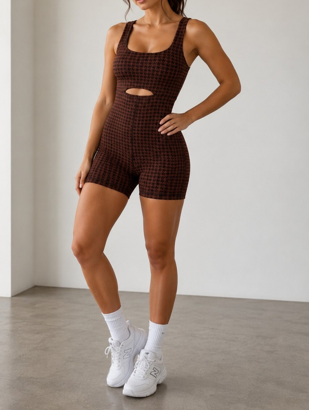 The Upside Houndstooth Kelia Onesie Size: M Chocolate And Black